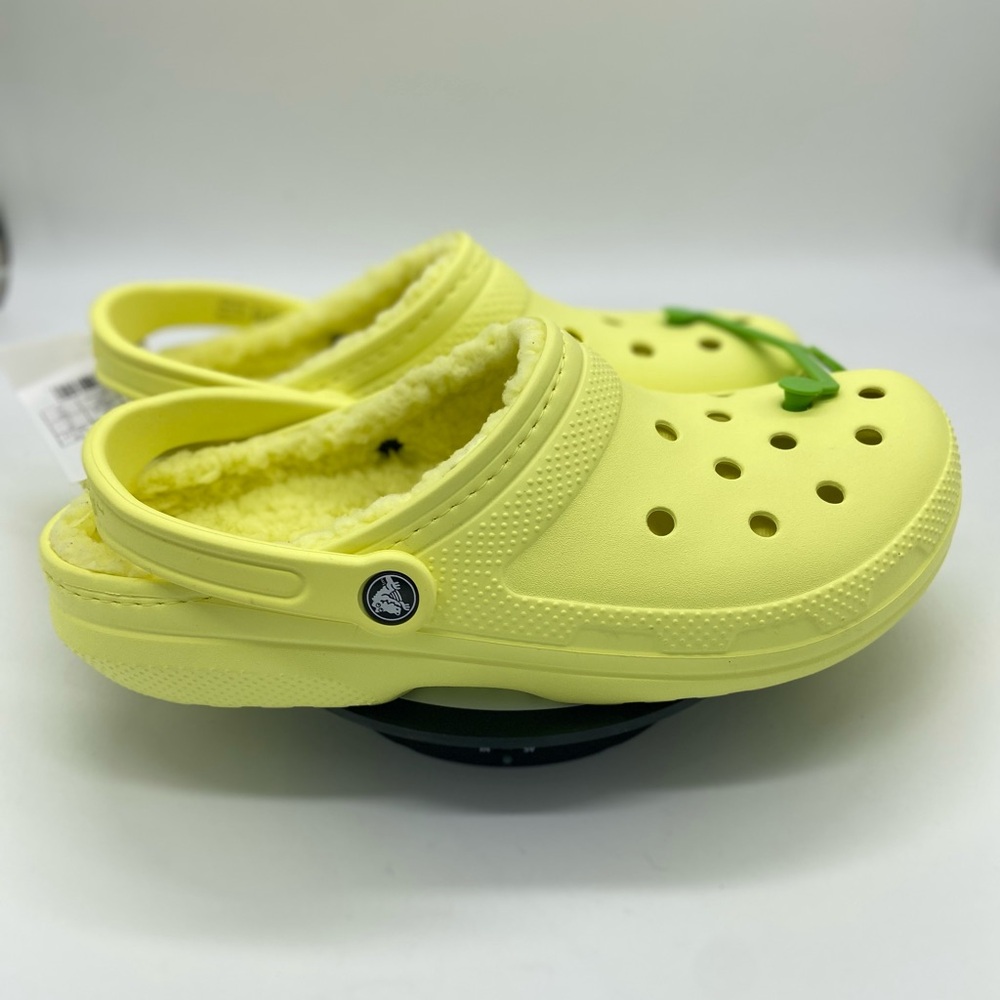 NEW - Fleece-Lined Yellow CROCS Unisex Size 9 Men / 11 Women